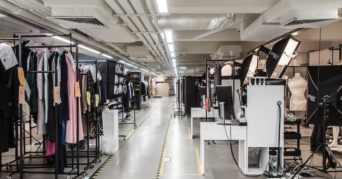 Fashion market place Farfetch moves to warehouse Clipper Logistics in